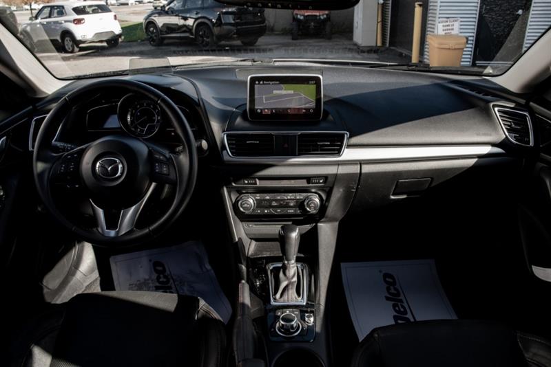 mazda Mazda3 2016 - 18