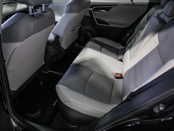 toyota RAV4 2019 - 27