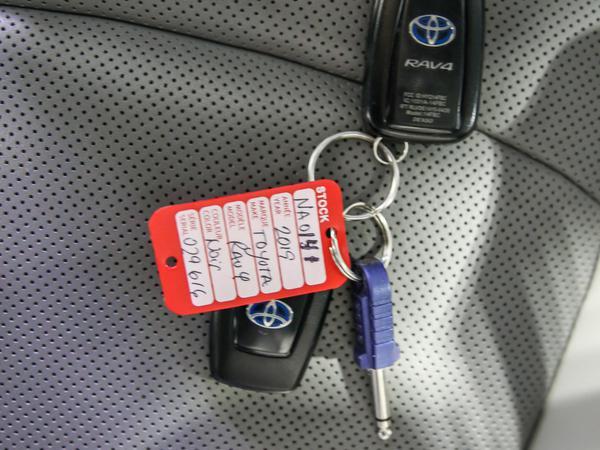 toyota RAV4 2019 - 30