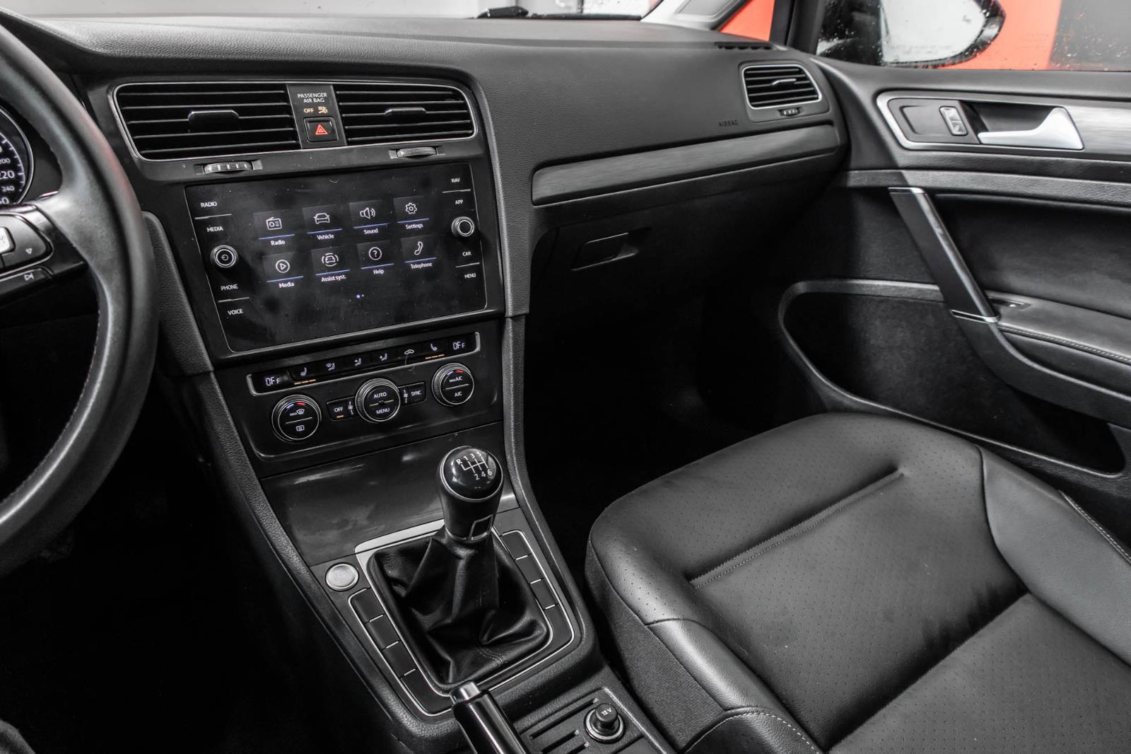 volkswagen Golf 2021 - 29