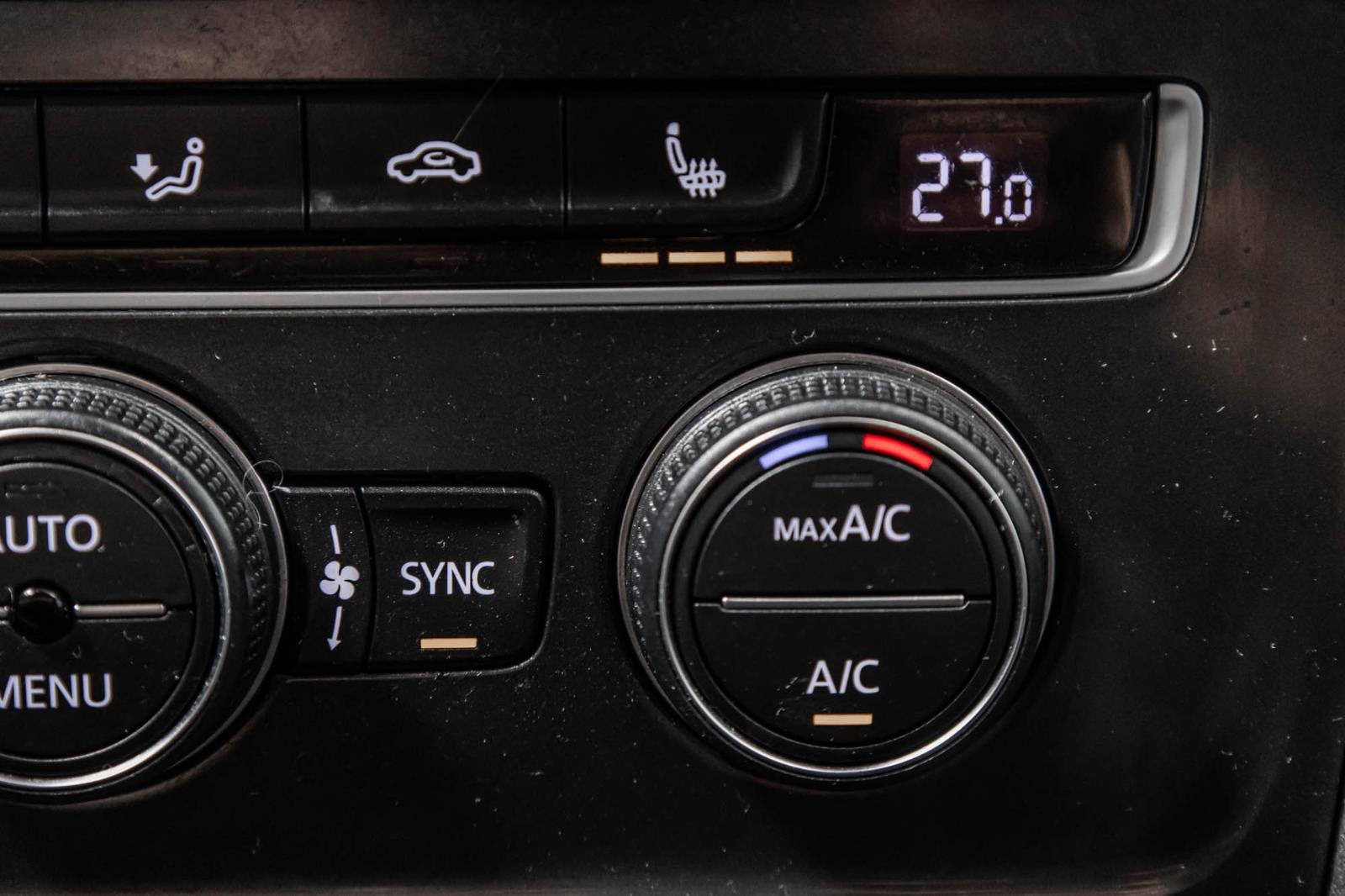 volkswagen Golf 2021 - 32