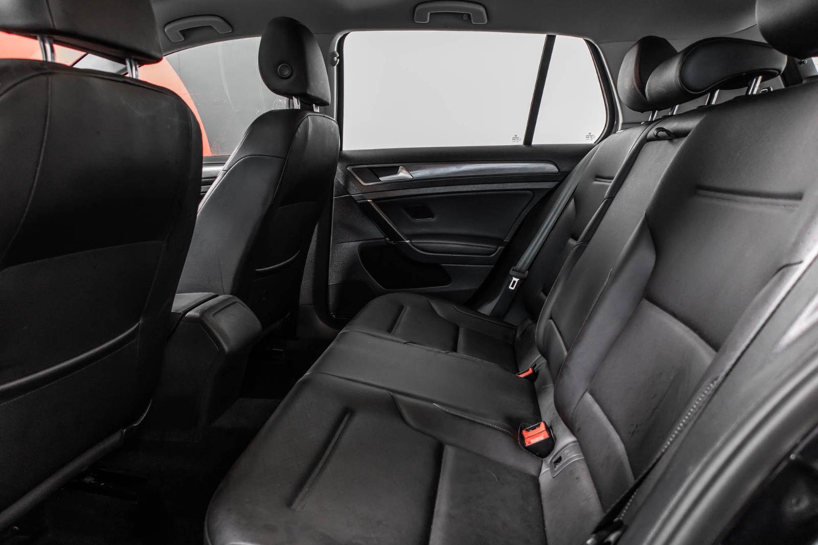 volkswagen Golf 2021 - 35