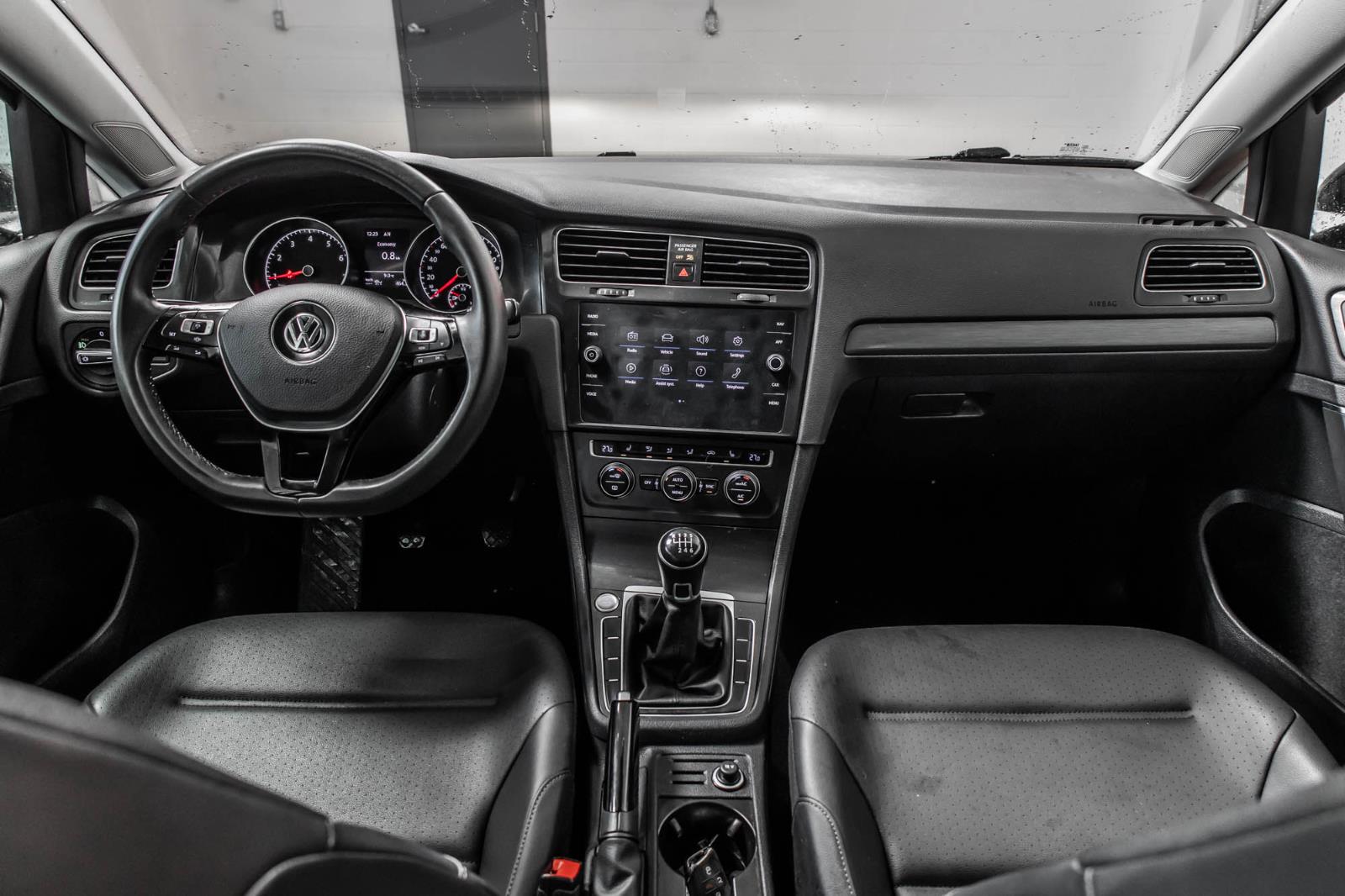 volkswagen Golf 2021 - 36