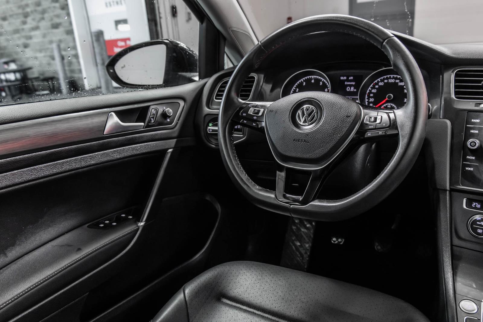 volkswagen Golf 2021 - 37