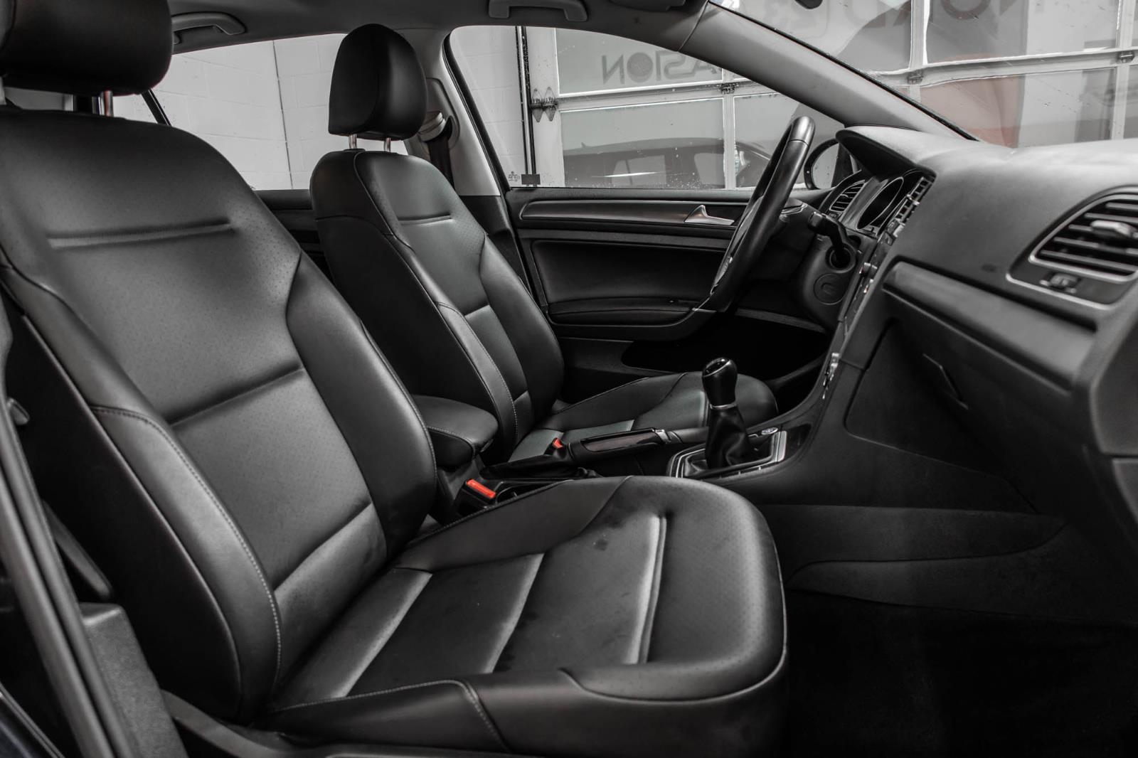 volkswagen Golf 2021 - 39