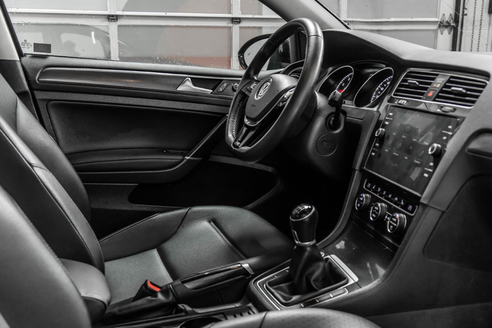 volkswagen Golf 2021 - 40