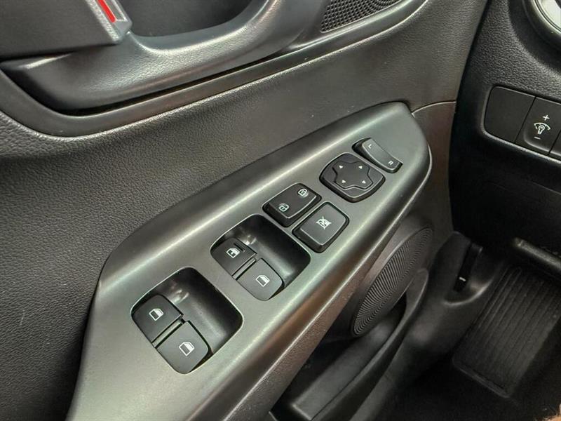 hyundai Kona 2023 - 12