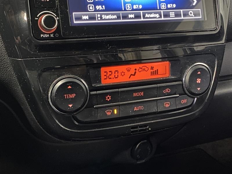 mitsubishi Mirage 2023 - 26