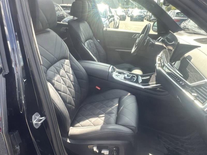 bmw X7 2024 - 26