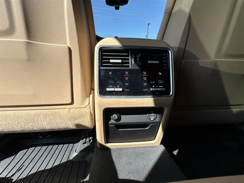 porsche Cayenne 2020 - 24