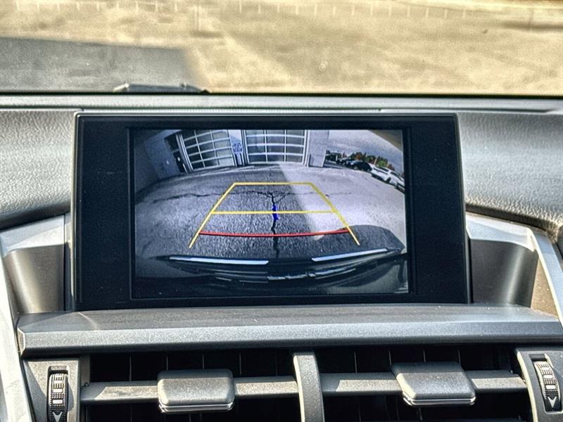 lexus NX 200t 2016 - 25