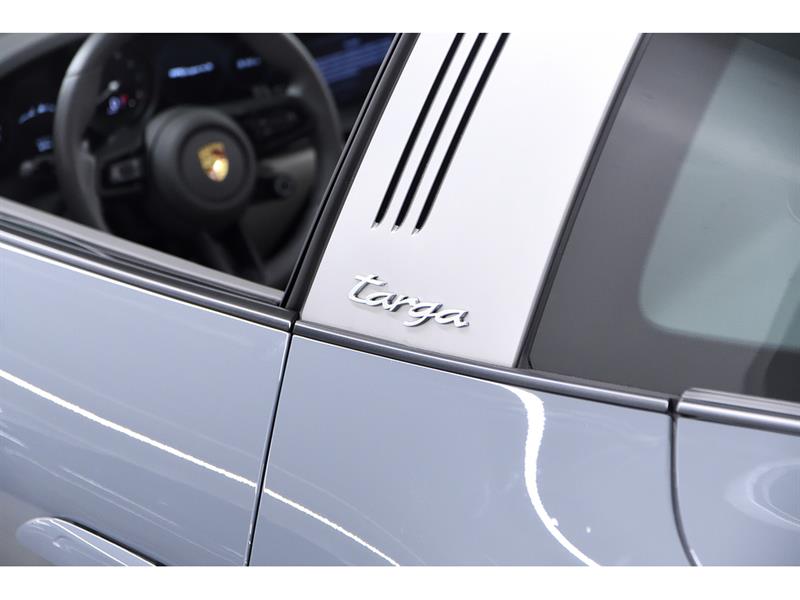 porsche 911 2023 - 9