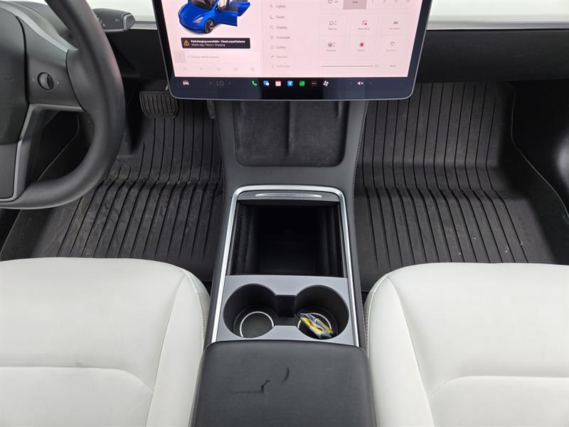 tesla Model 3 2022 - 25