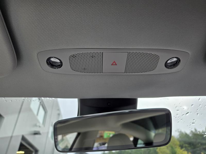 tesla Model 3 2022 - 26