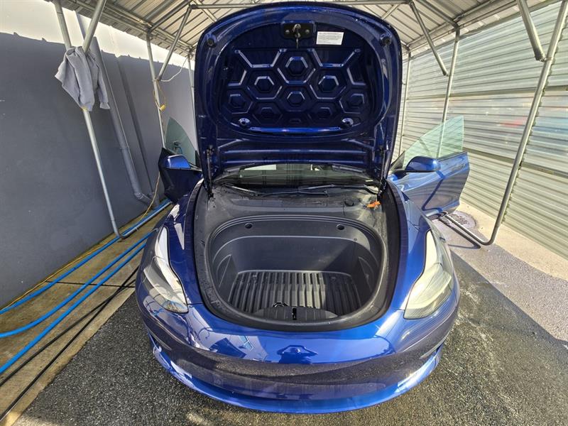 tesla Model 3 2022 - 37