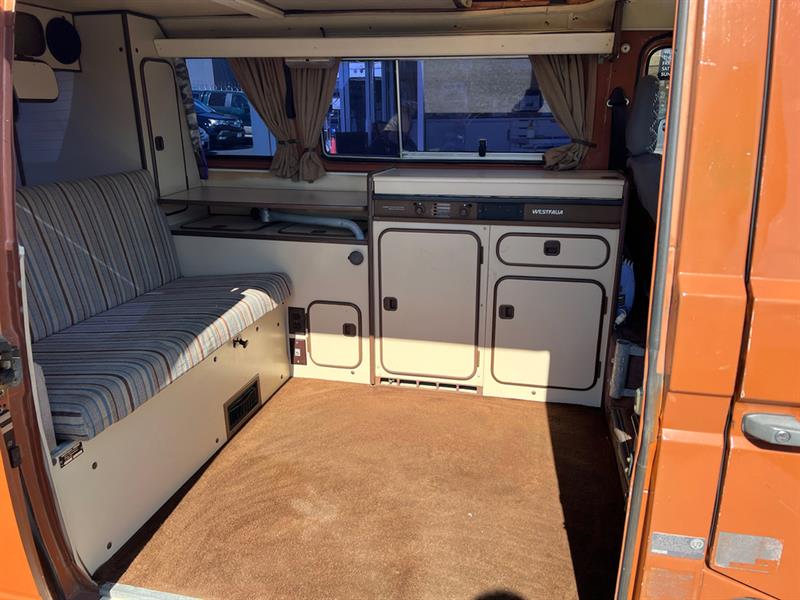 Volkswagen Vanagon 11