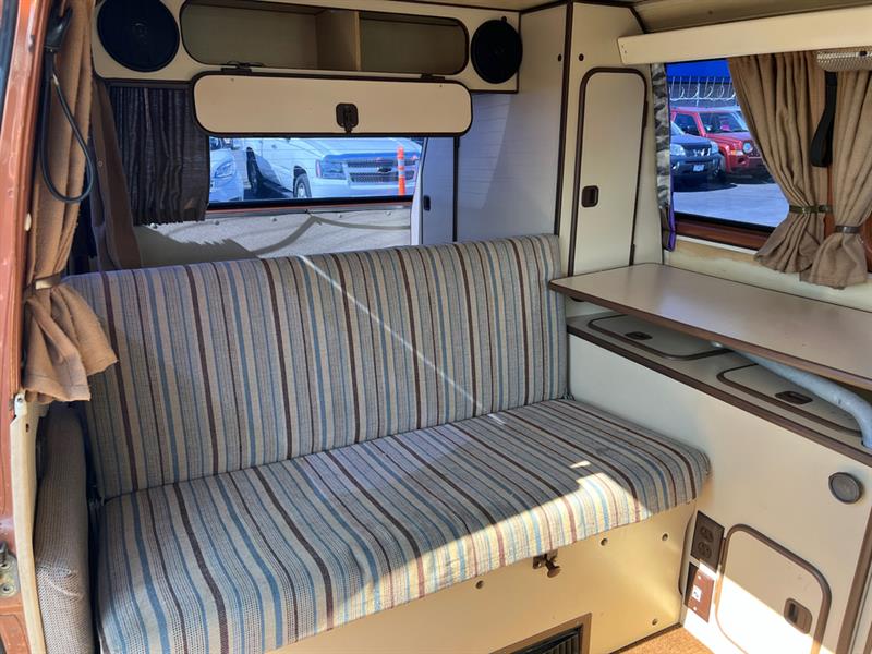 Volkswagen Vanagon 12