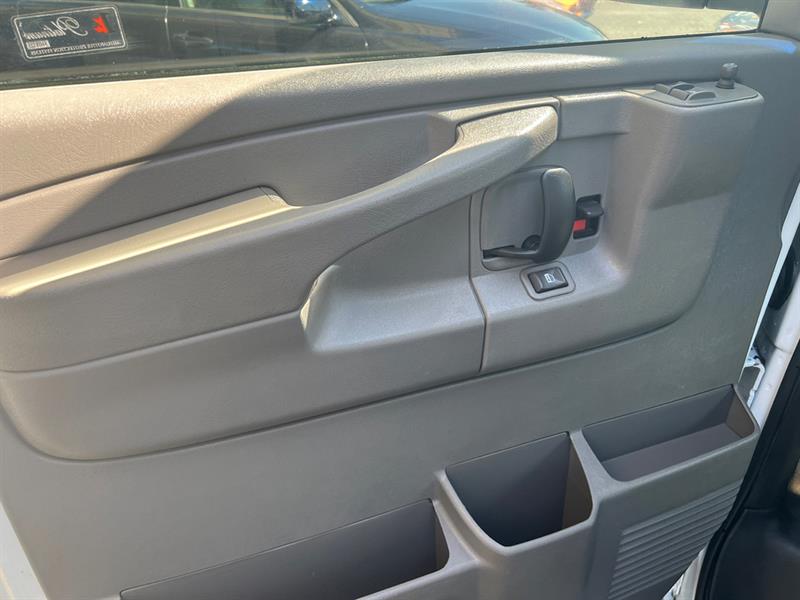 chevrolet Express 3500 2003 - 22