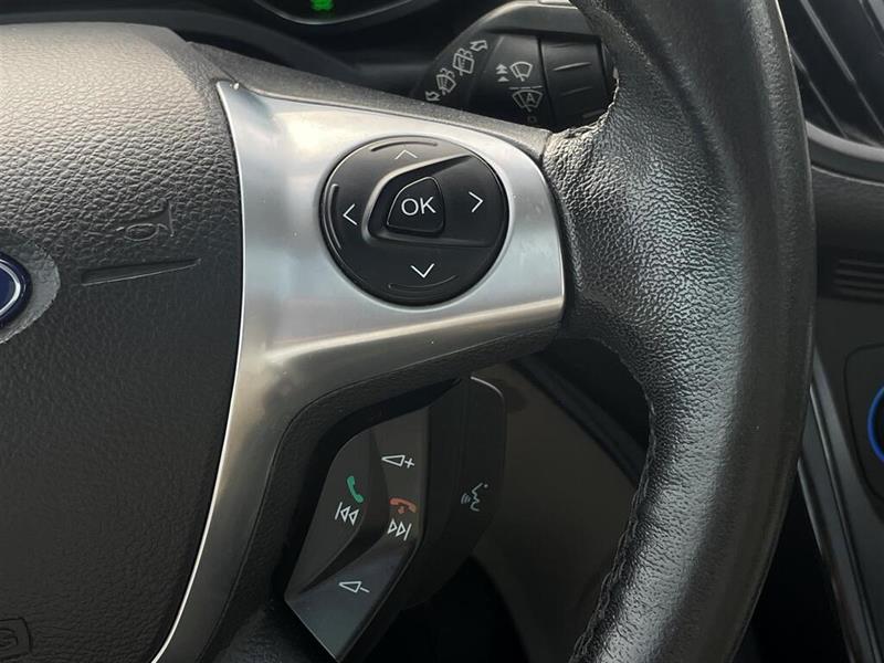 ford C-max 2018 - 23