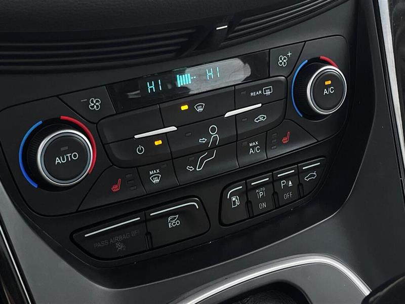 ford C-max 2018 - 26