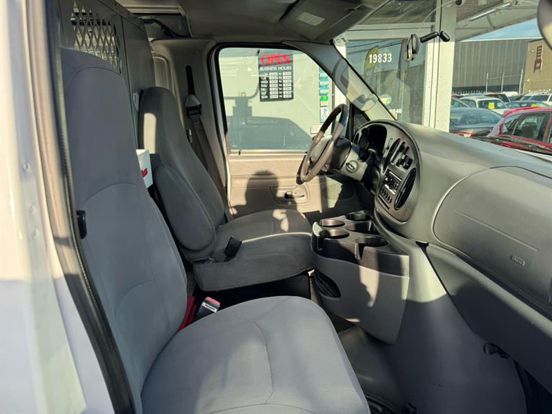 ford Econoline 2007 - 10