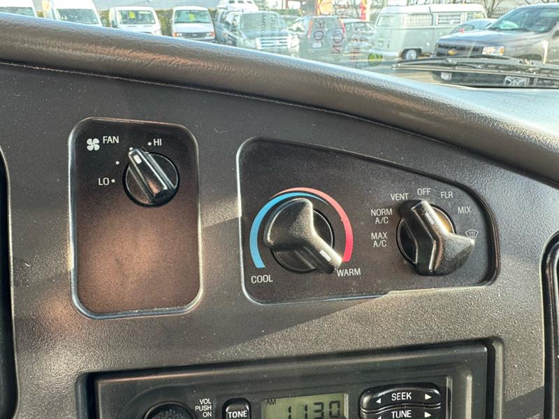 ford Econoline 2007 - 16