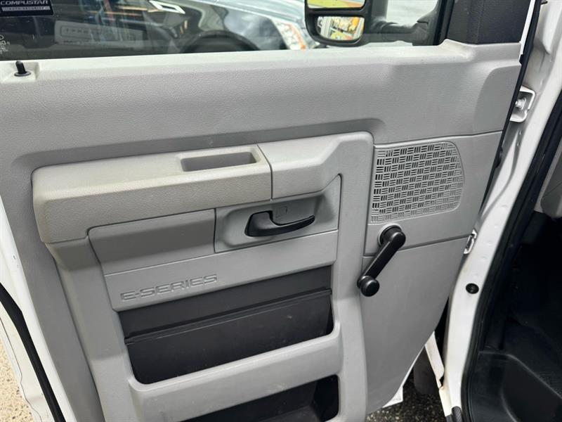 ford Econoline 2013 - 13