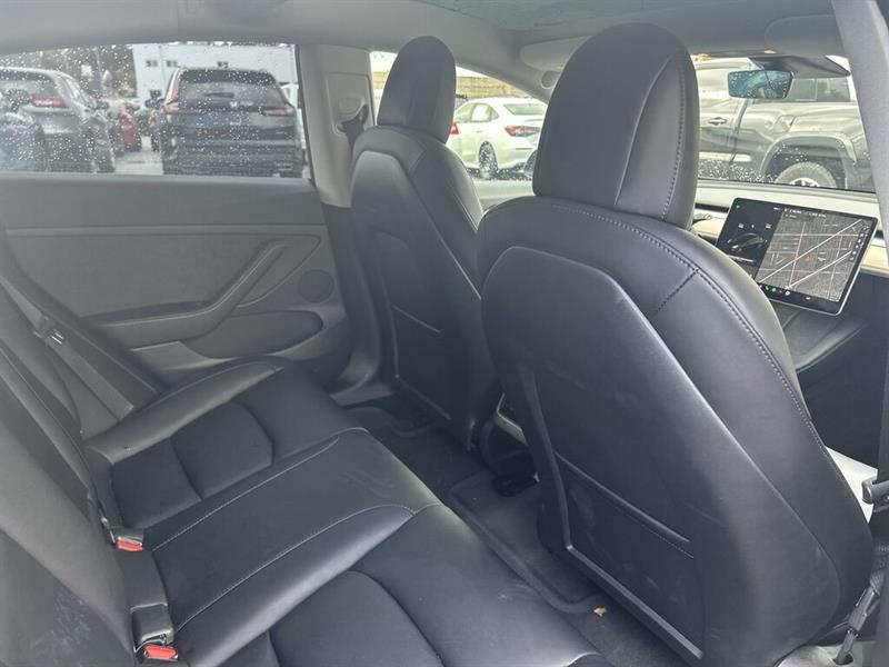 tesla Model 3 2022 - 20