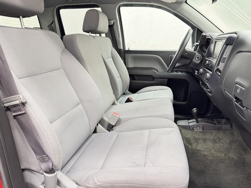 chevrolet Silverado 1500 2017 - 24