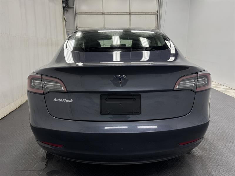 tesla Model 3 2023 - 6