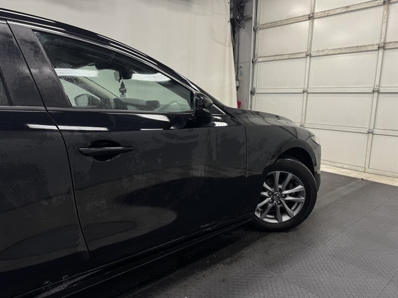 mazda Mazda3 2022 - 13