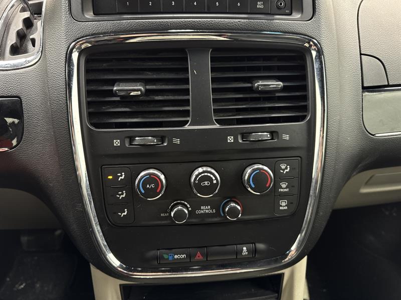 dodge Grand Caravan 2016 - 27