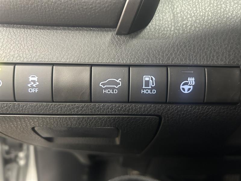 toyota Camry 2024 - 11