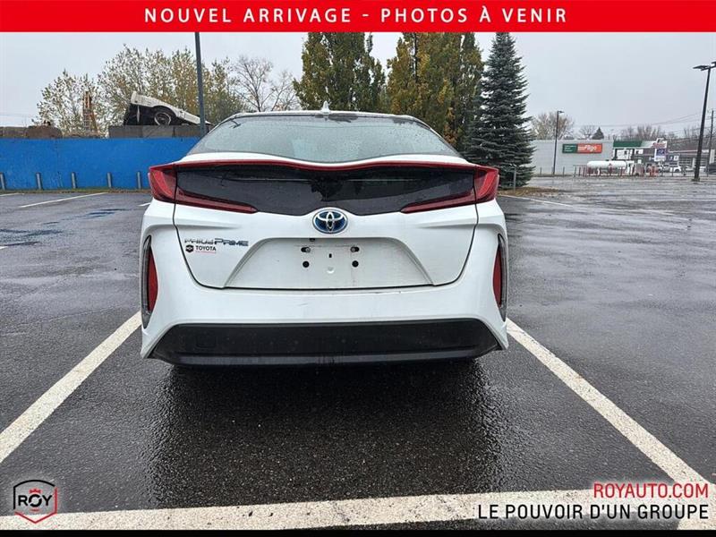 toyota Prius Prime 2022 - 2