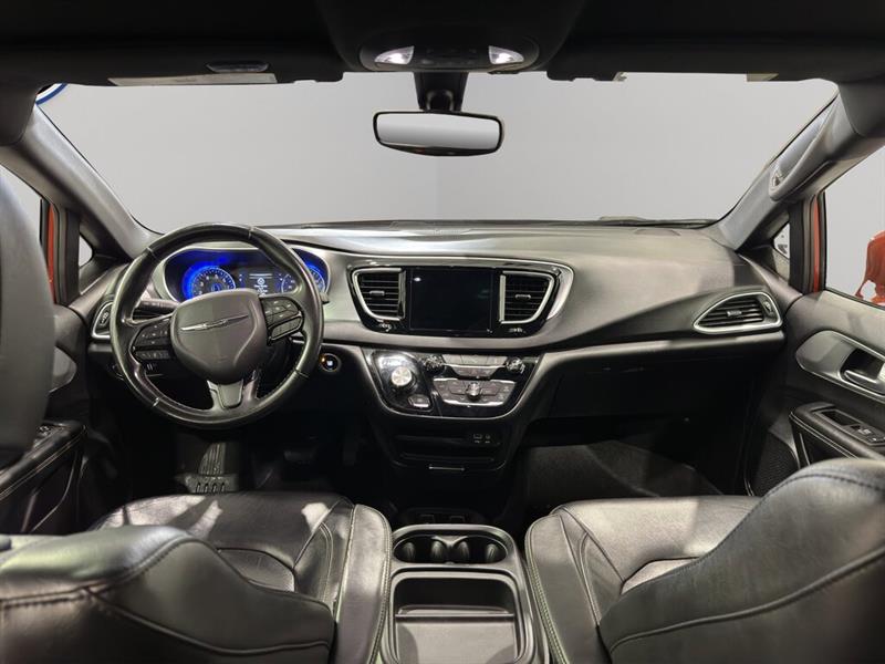 chrysler Pacifica 2018 - 14