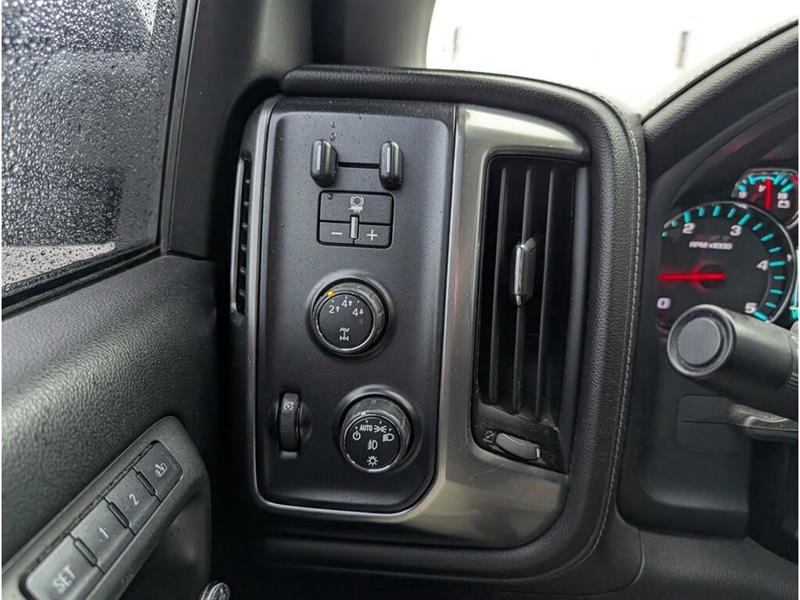 chevrolet Silverado 2500HD 2016 - 15