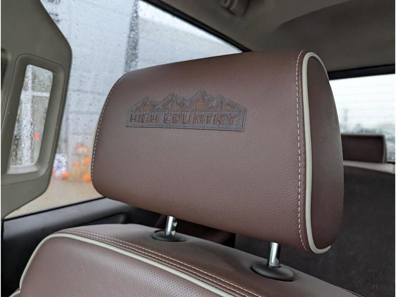 chevrolet Silverado 2500HD 2018 - 25