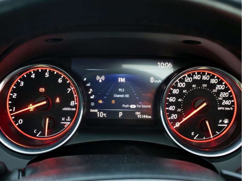 toyota Camry 2020 - 11