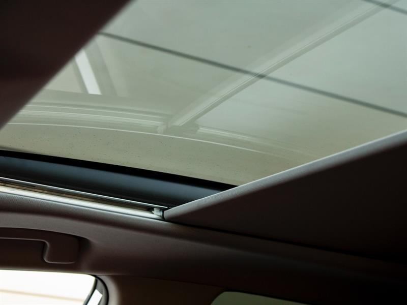 toyota Camry 2020 - 16