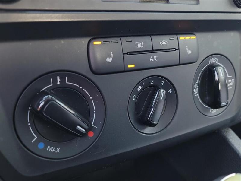 volkswagen Jetta 2015 - 24