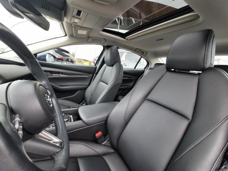 mazda Mazda3 2021 - 14