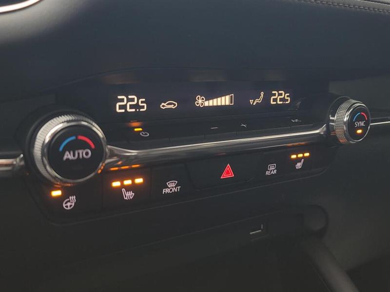 mazda Mazda3 2021 - 23