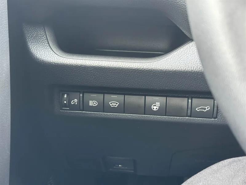 toyota RAV4 2023 - 8