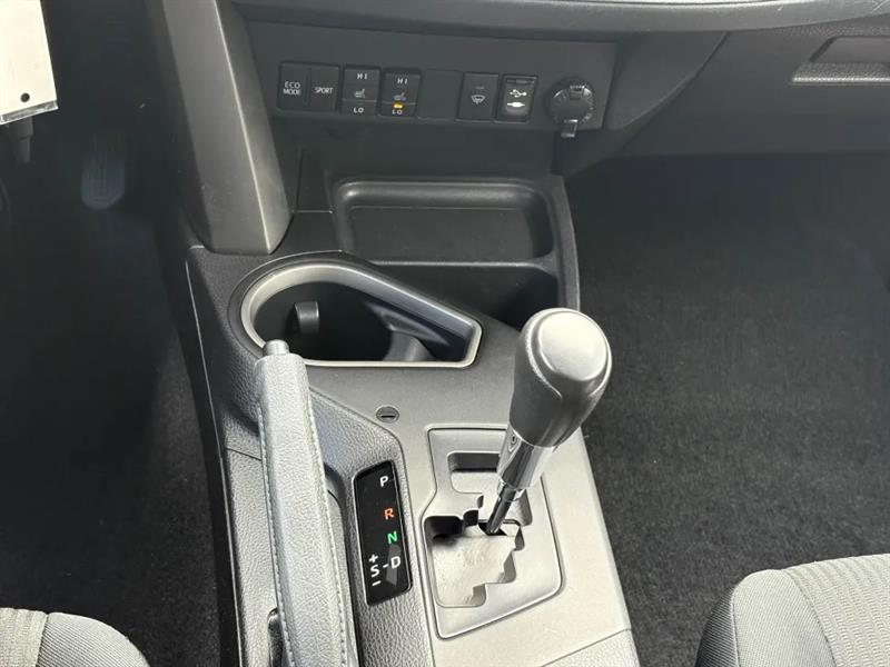 toyota RAV4 2017 - 9