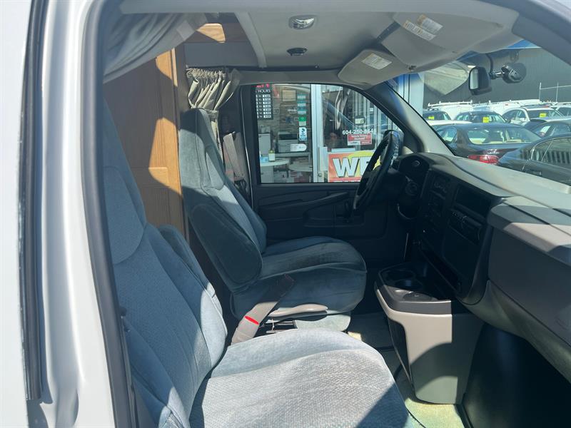 chevrolet Express 3500 2003 - 10