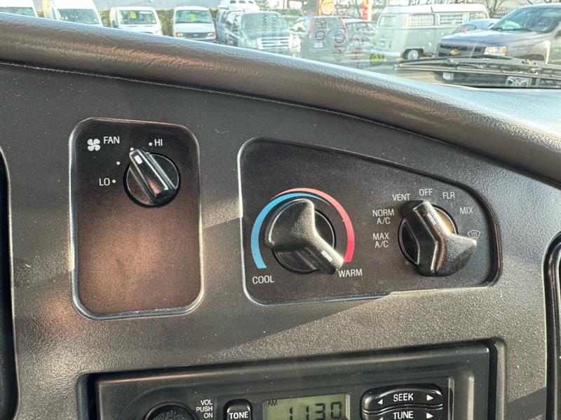 ford Econoline 2007 - 16