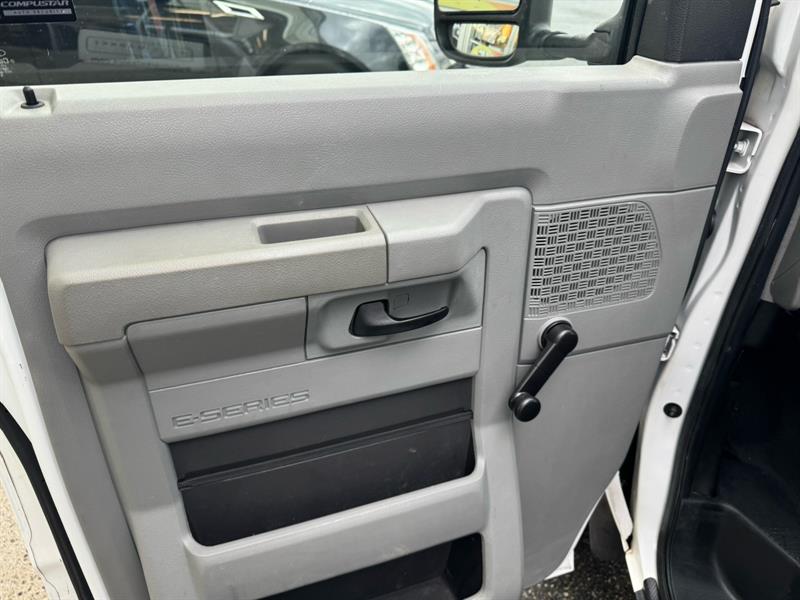 ford Econoline 2013 - 13