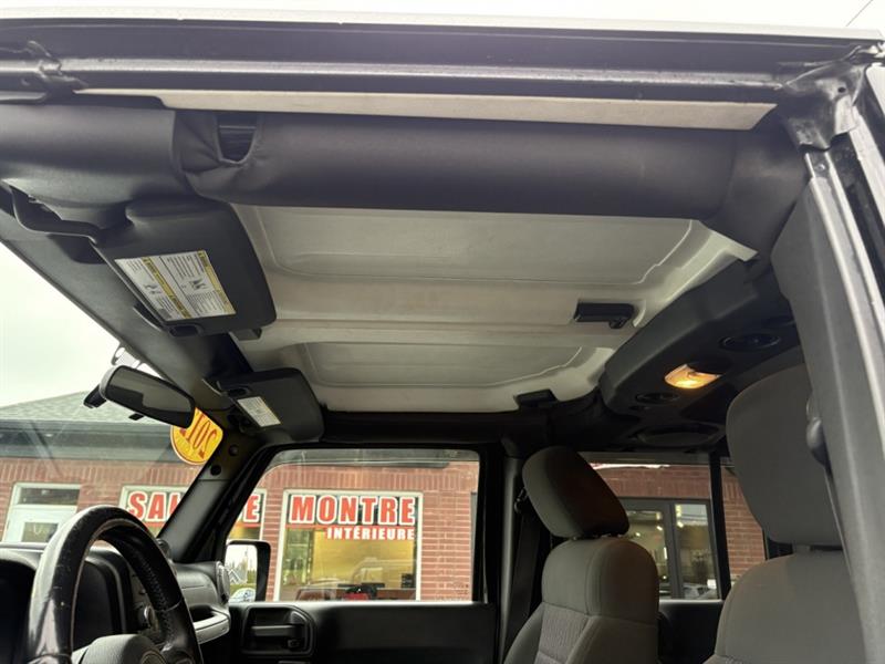 jeep Wrangler Unlimited 2012 - 16