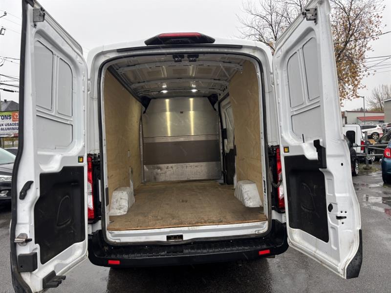 ford Transit fourgon utilitaire 2023 - 7