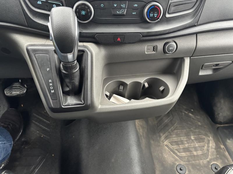 ford Transit fourgon utilitaire 2023 - 13